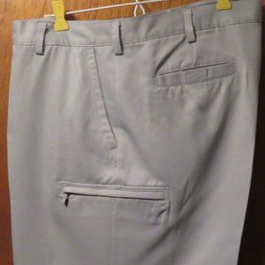 IZOD - GOLF CARGO SHORTS - STONE
